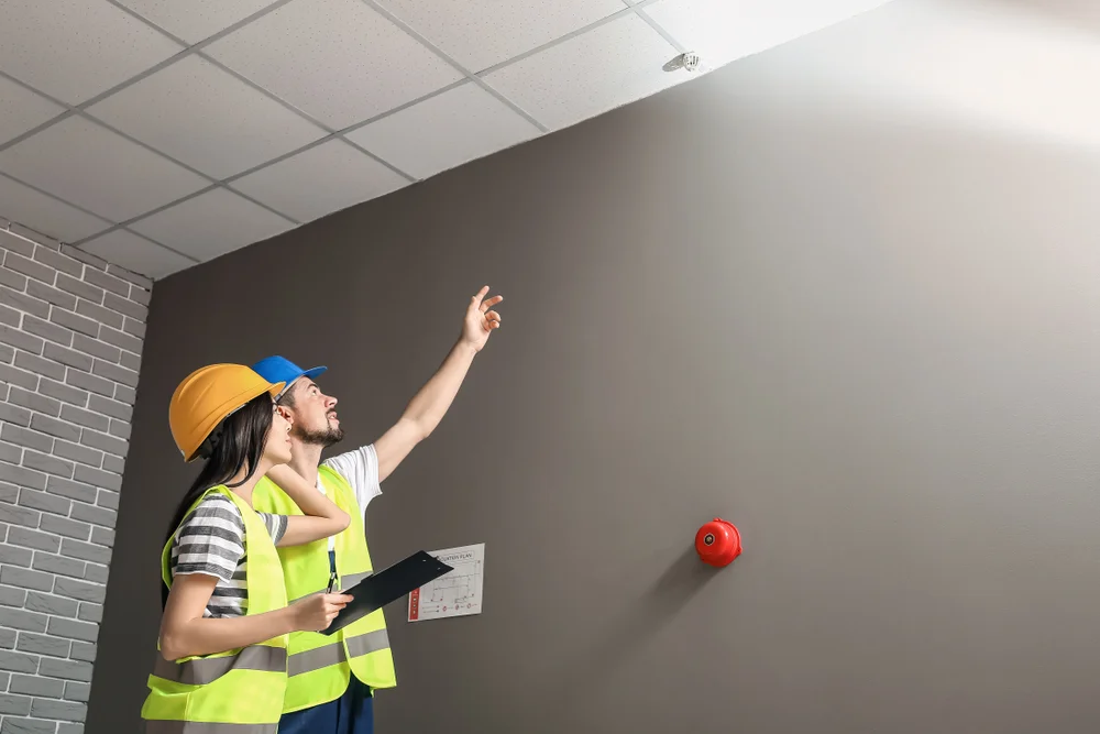 De beste voorbereiding voor glasvliesbehang in Eindhoven is de ondergrond. Zorgt dat deze vlak en geschuurd is voor een optimale hechting met het glasvlies.